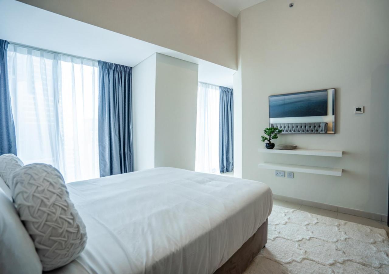 Nasma Luxury Stays - Cayan Tower Dubai Eksteriør bilde