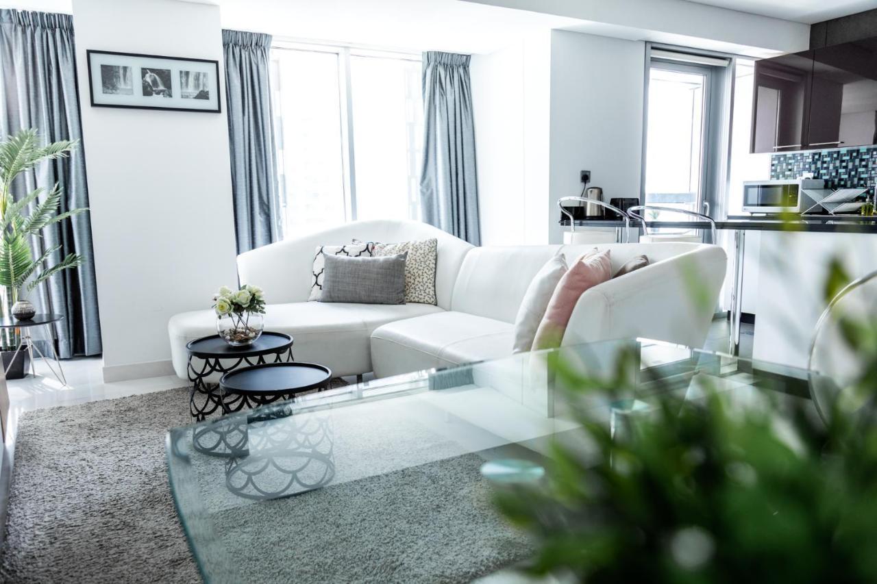 Nasma Luxury Stays - Cayan Tower Dubai Eksteriør bilde